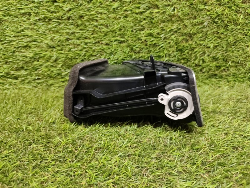 Воздуховод передний правый Q50 2014 V37 OM 651