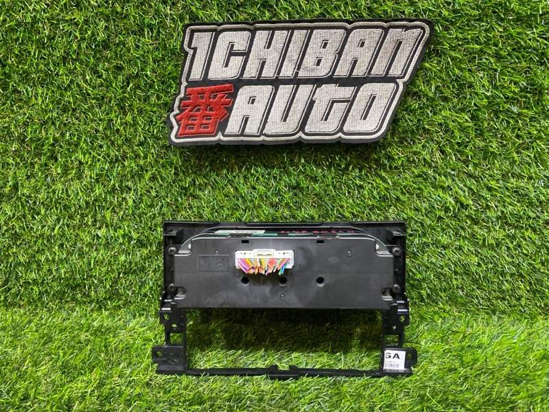 Блок управления климат-контролем QM5 2011 HY0