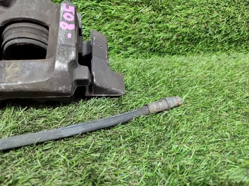 Суппорт передний правый PEUGEOT 508 508 DV6C