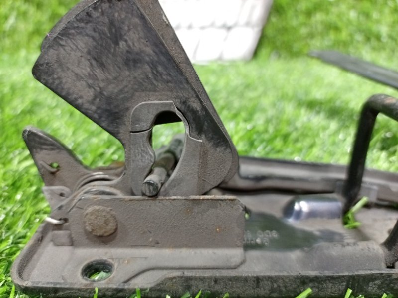 Петля капота PHAETON 2007 3D3 CARA