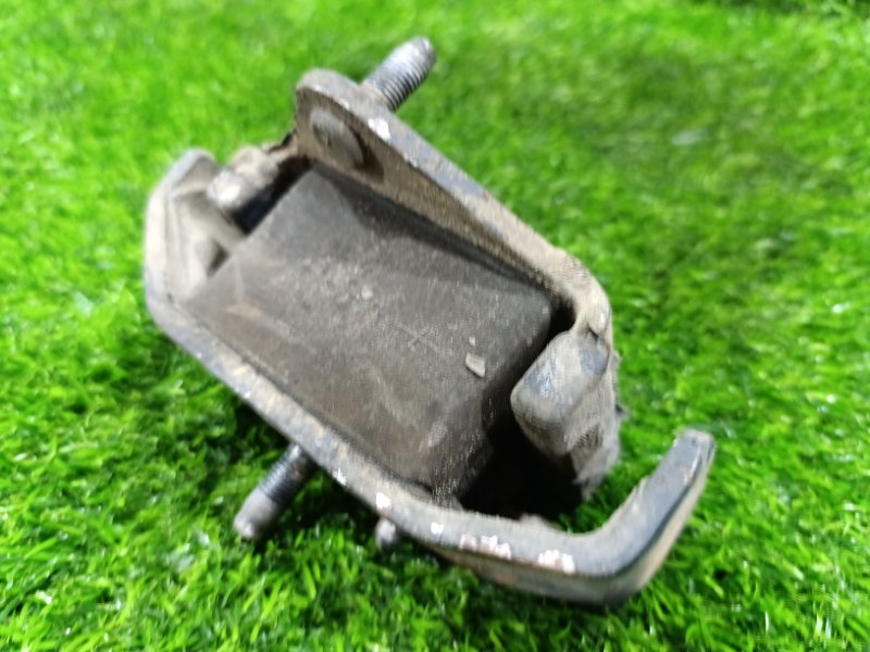 Подушка двигателя передняя правая KIA BONGO PU J3