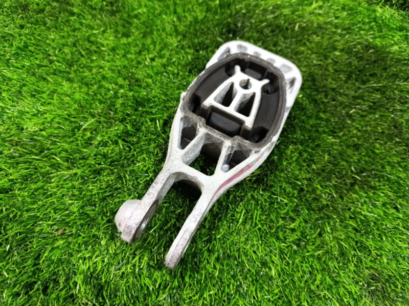 Подушка двигателя задняя CHEVROLET TRAX U200 LUV Подушка двигателя задняя CHEVROLET TRAX U200 LUV