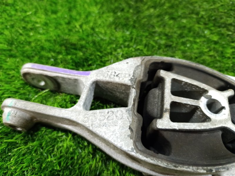 Подушка двигателя задняя TRAX 2019 U200 LUV Подушка двигателя задняя TRAX 2019 U200 LUV