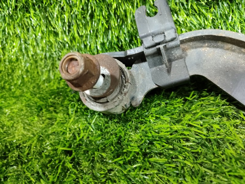 Рычаг задний правый VOLKSWAGEN PASSAT CC 358 CBBB