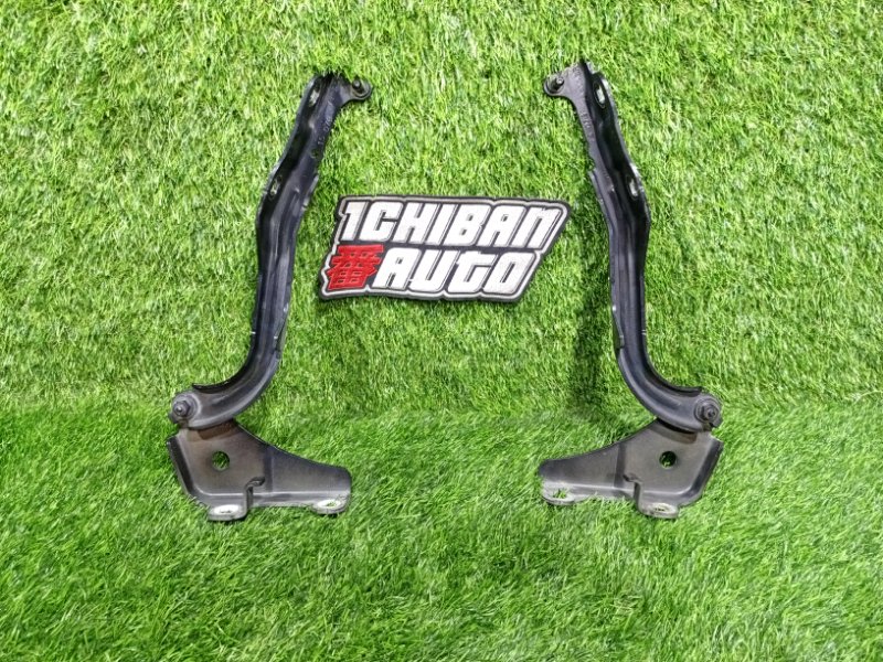 Запчасть петля капота CHRYSLER 200 2015 UF ED6 68143718AA контрактная Петля капота CHRYSLER 200 2015 UF ED6 68143718AA контрактная