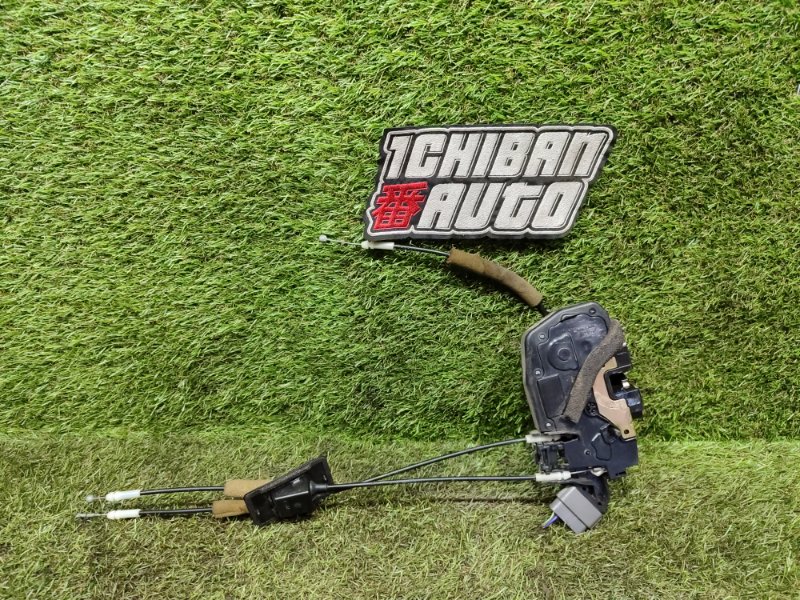 Замок двери задний правый INFINITI M35 2006 Y50 VQ35DE 82500EG000 контрактная