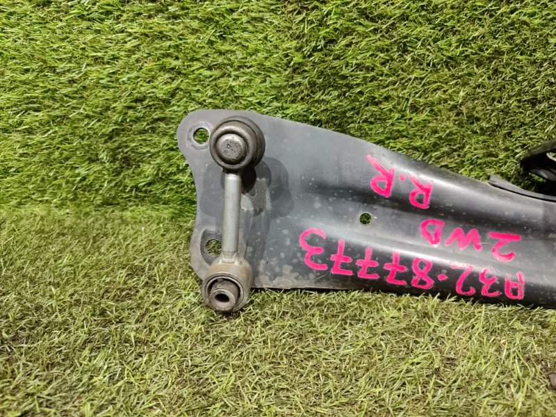 Рычаг задний правый PASSAT 2012 A32 CFFB