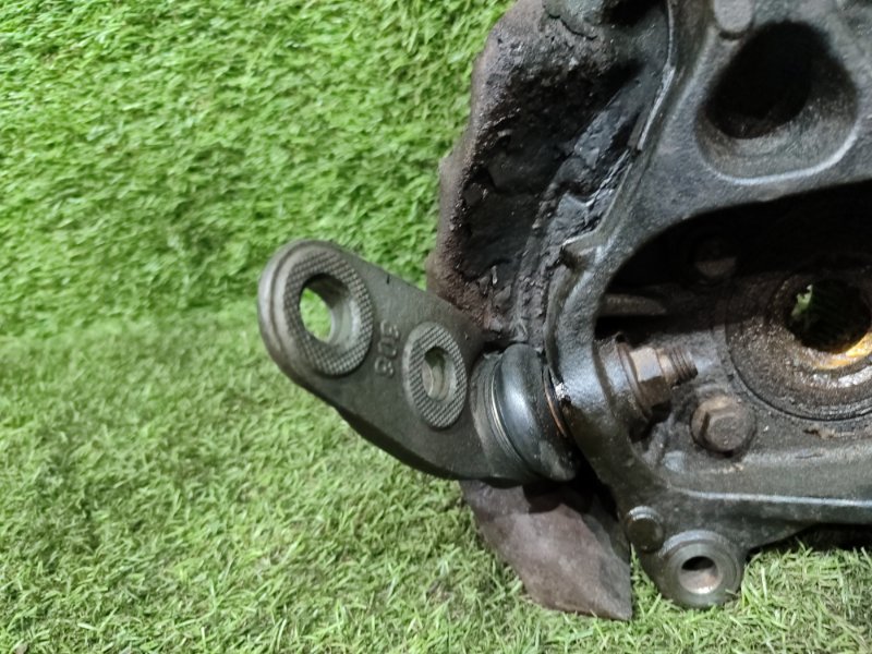 Ступица передняя левая CLUBMAN R55