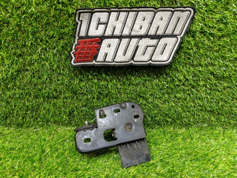 Петля капота VOLKSWAGEN PASSAT CC 358 CBBB