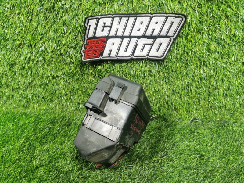 Блок предохранителей под капот левый MINI COUNTRYMAN 2011 R60 N18B16A 9240943 контрактная