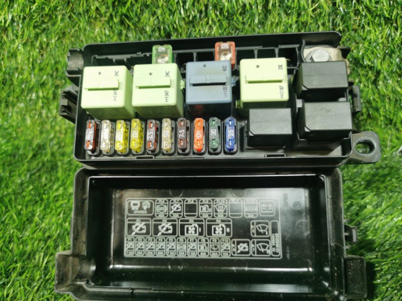 Блок предохранителей под капот левый COUNTRYMAN 2011 R60 N18B16A