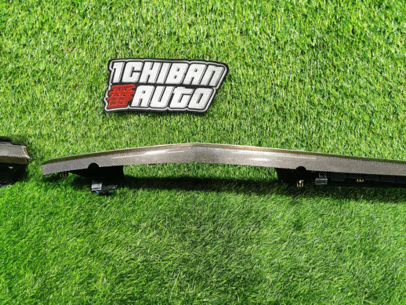 Решетка вентиляционная CT6 2016 6K2 LGX