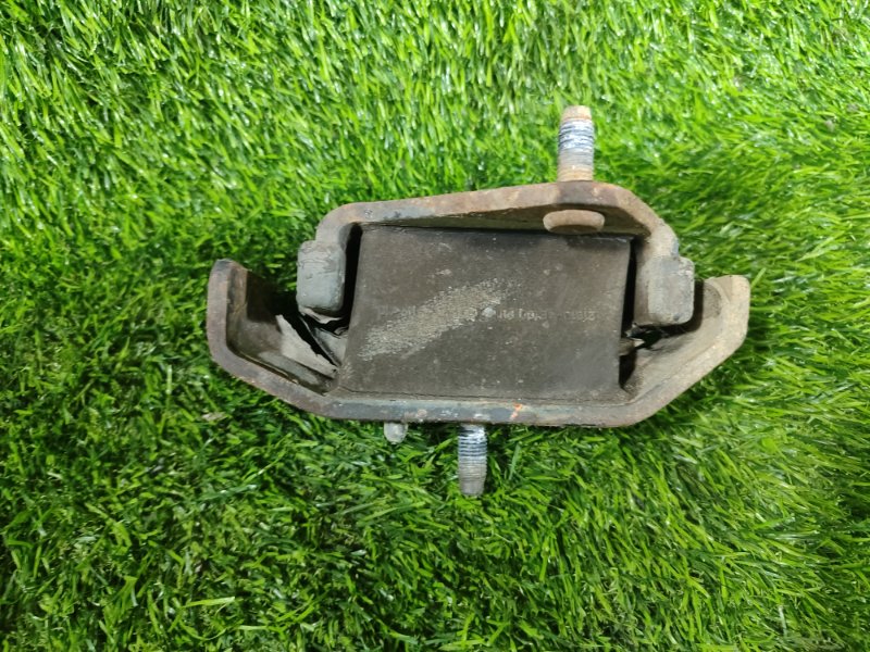 Подушка двигателя левая BONGO 2009 PU J3 Подушка двигателя левая BONGO 2009 PU J3