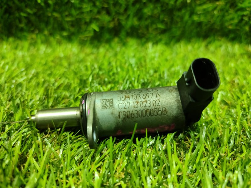 Клапан электромагнитный A4 2009 8K2 CAEB