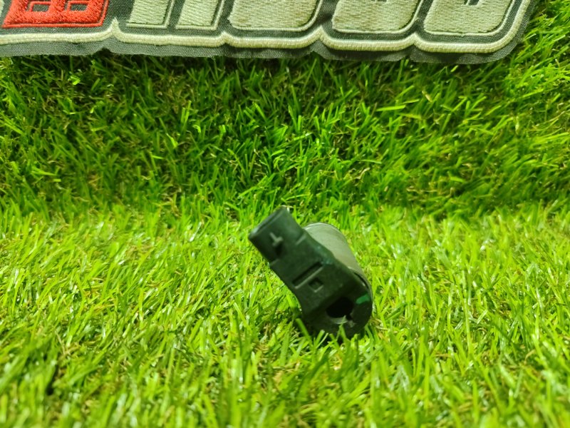 Клапан электромагнитный A4 2009 8K2 CAEB