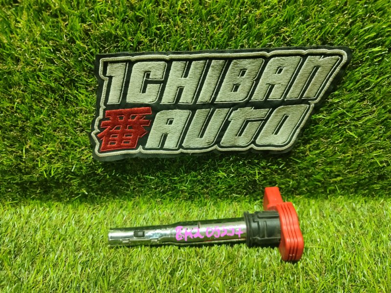 Катушка зажигания AUDI A4 2009 8K2 CAEB 07K905715F контрактная