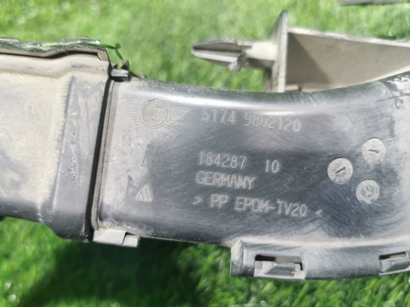 Воздуховод передний COUNTRYMAN 2011 R60 N18B16A Воздуховод передний COUNTRYMAN 2011 R60 N18B16A