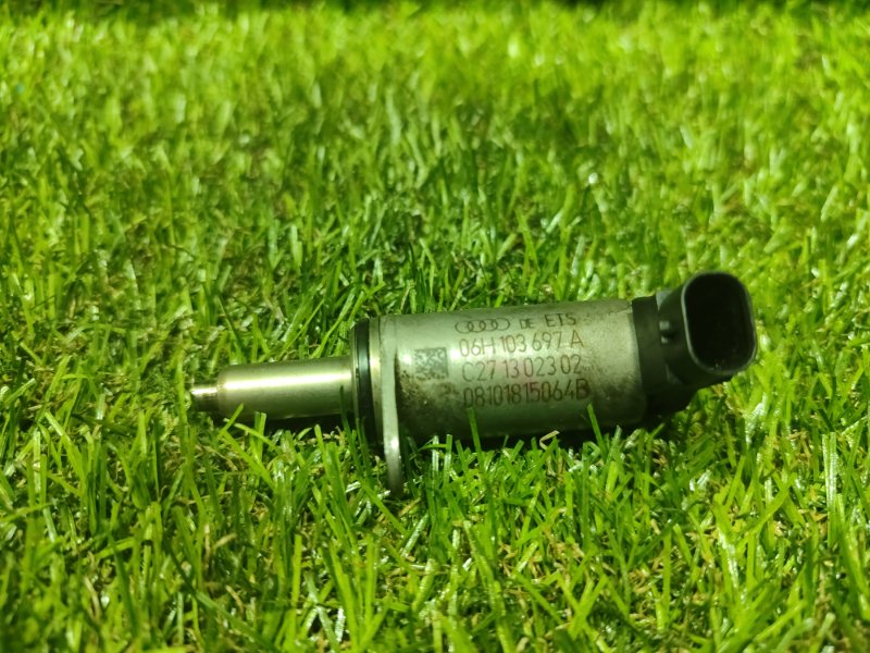 Клапан электромагнитный A4 2008 8K2 CAEB