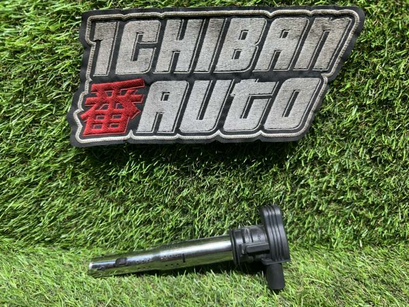 Катушка зажигания AUDI A4 2011 8K2 CAEB 07K905715F контрактная