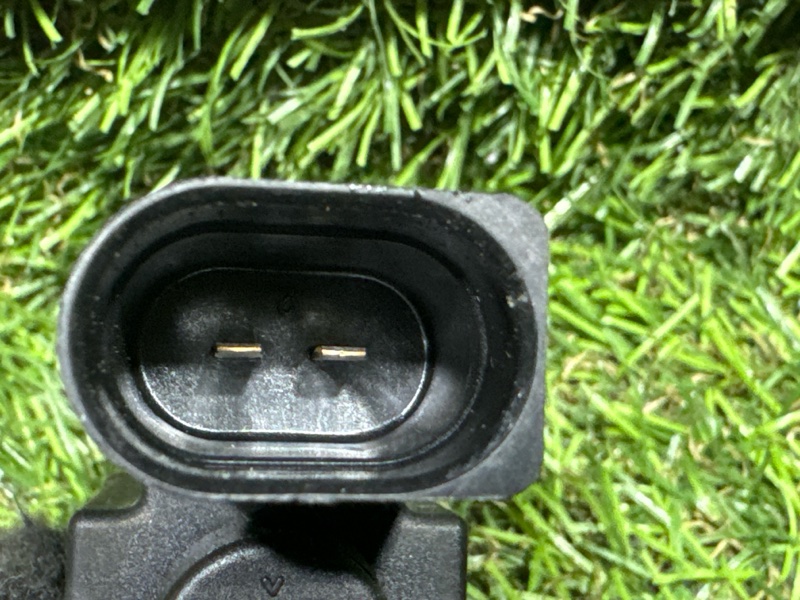 Клапан электромагнитный A4 2011 8K2 CAEB Клапан электромагнитный A4 2011 8K2 CAEB