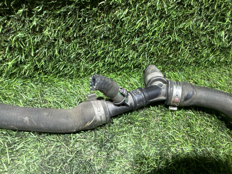 Патрубок радиатора COUNTRYMAN 2015 R60 N47C20A