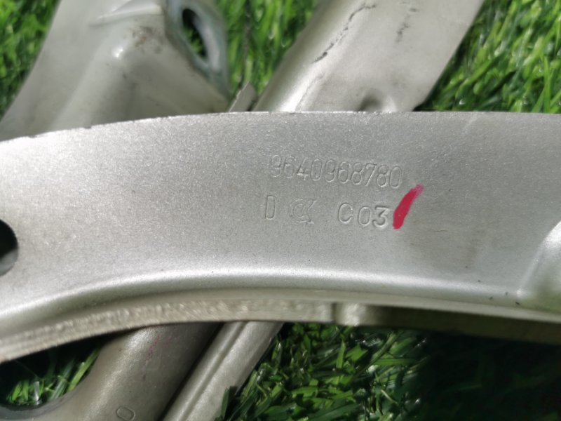 Петля капота 407 2007 6D DW10BT