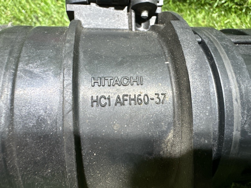 Датчик расхода воздуха A4 2009 8K2 CAEB