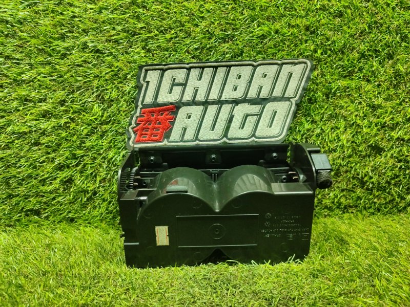 Подстаканник CT6 2016 6K2 LGX