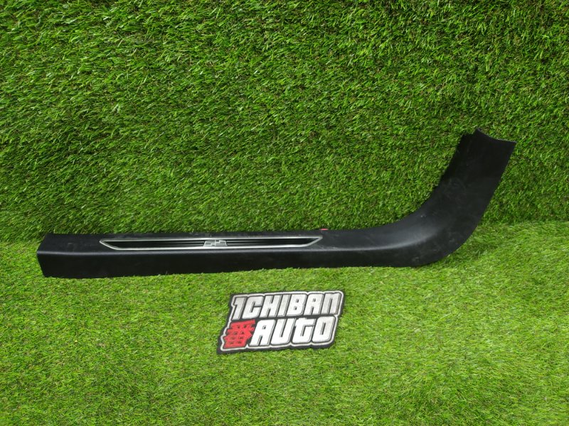 Порожек пластиковый передний левый CADILLAC CT6 2016 6K2 LGX 84155291 контрактная