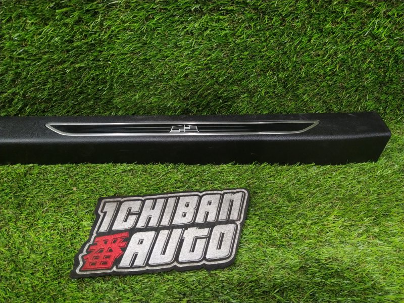 Порожек пластиковый передний правый CT6 2016 6K2 LGX Порожек пластиковый передний правый CT6 2016 6K2 LGX