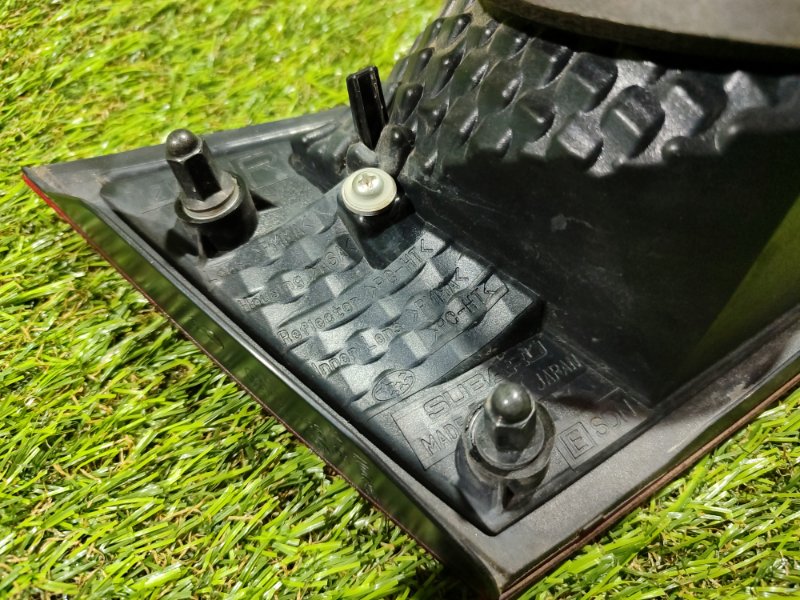 Стоп-вставка задняя правая Legacy BR9