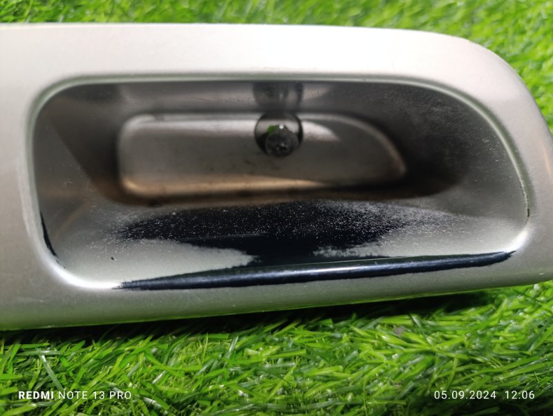 Блок упр. стеклоподьемниками передний правый EK-WAGON B11W