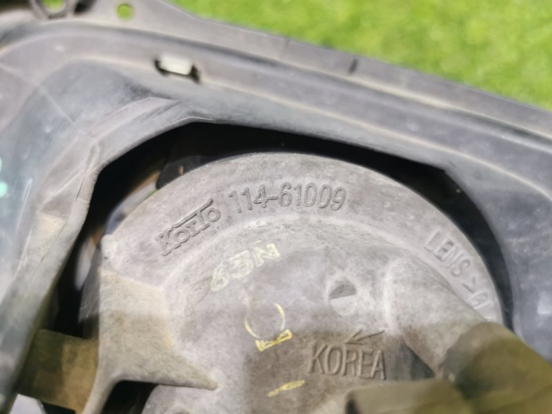 Туманка правая MPV LY3P