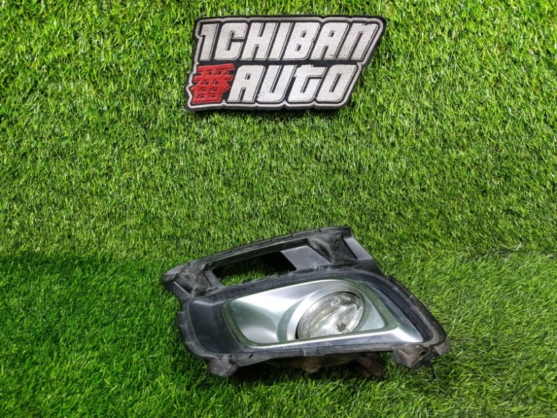 Туманка передняя правая MPV LY3P