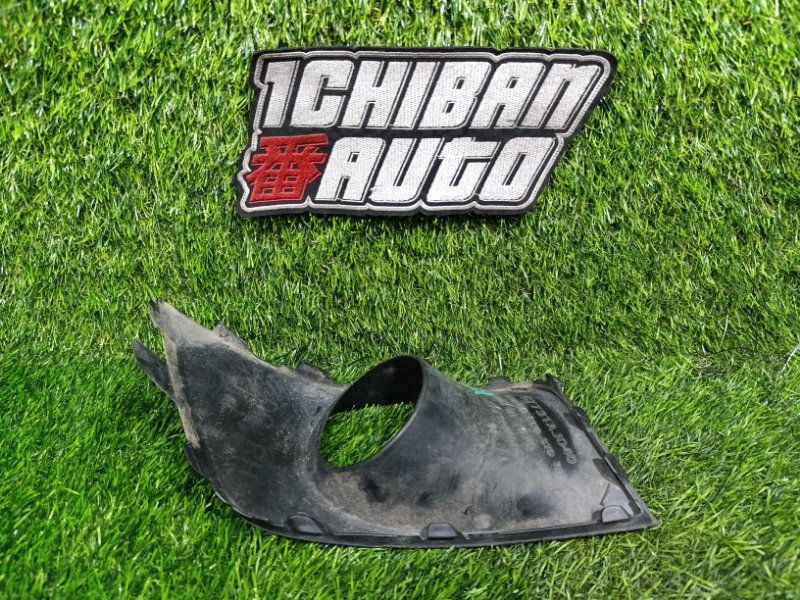 Ободок туманки передний правый LEGACY BR9