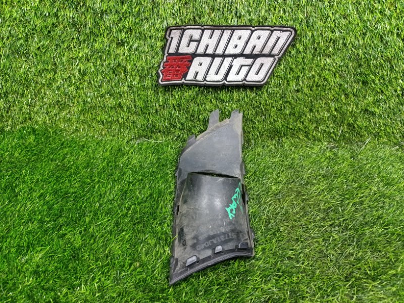 Ободок туманки передний правый LEGACY BR9