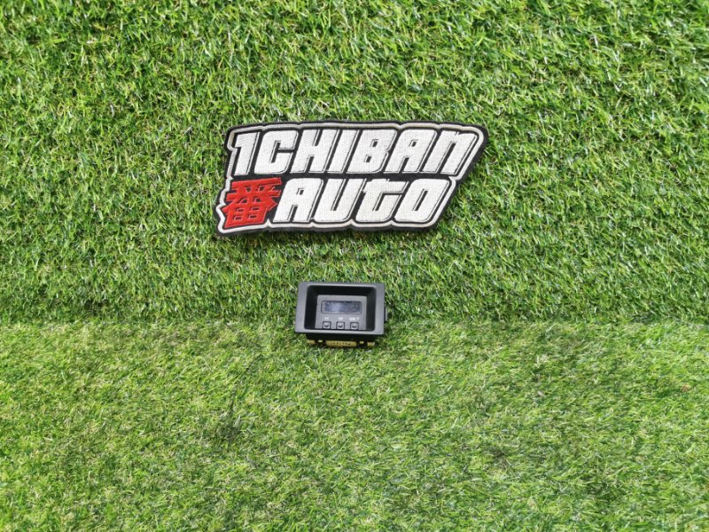 Часы MITSUBISHI DELICA P45V MB423391 контрактная