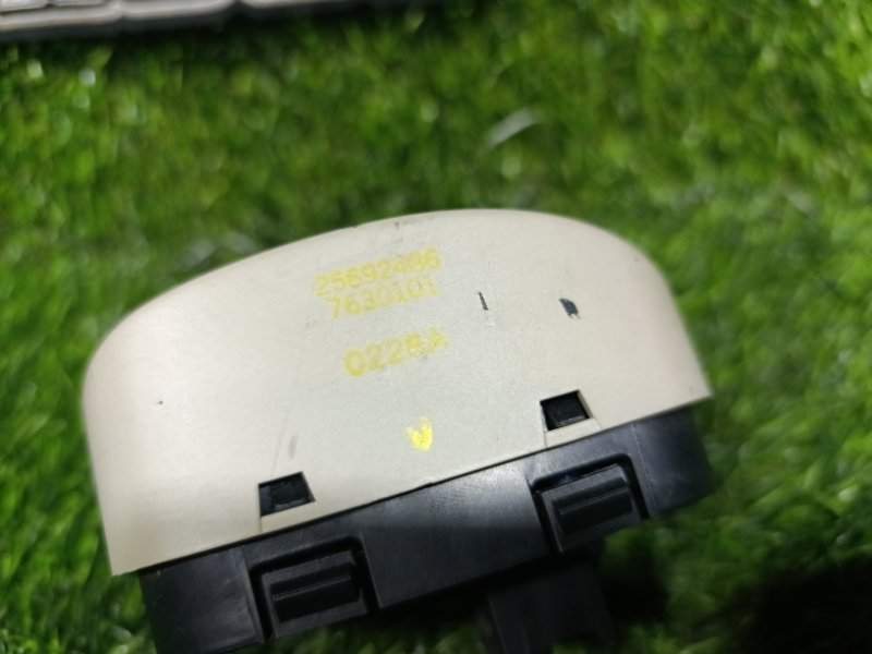 Блок управления светом Seville 2001 6KY L37