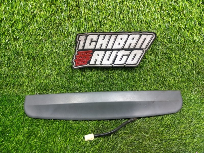 Накладка 5-й двери LANCER CEDIA CS2V