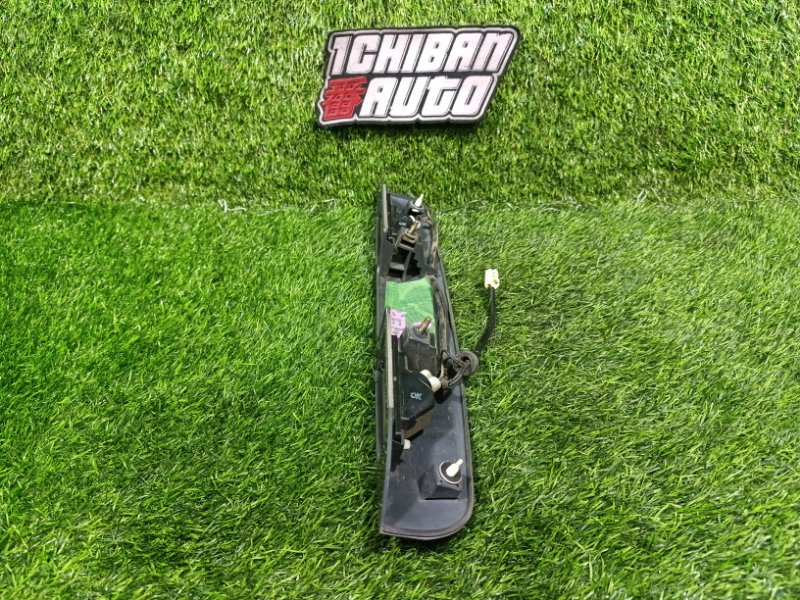 Накладка 5-й двери LANCER CEDIA CS2V