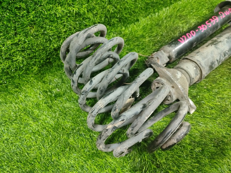 Амортизатор задний TRAX 2013 U200 LUV