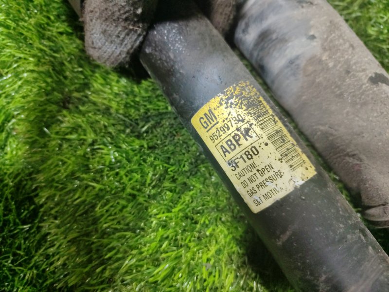 Амортизатор задний TRAX 2013 U200 LUV Амортизатор задний TRAX 2013 U200 LUV