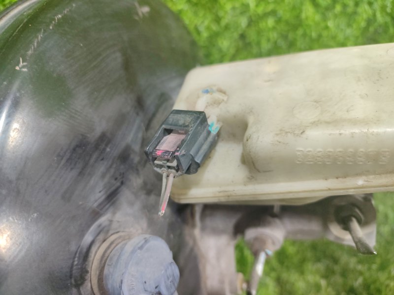 Главный тормозной цилиндр SM3 2010 L38 H4M