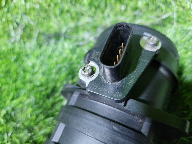 Датчик расхода воздуха A4 2011 8K2 CAEB Датчик расхода воздуха A4 2011 8K2 CAEB