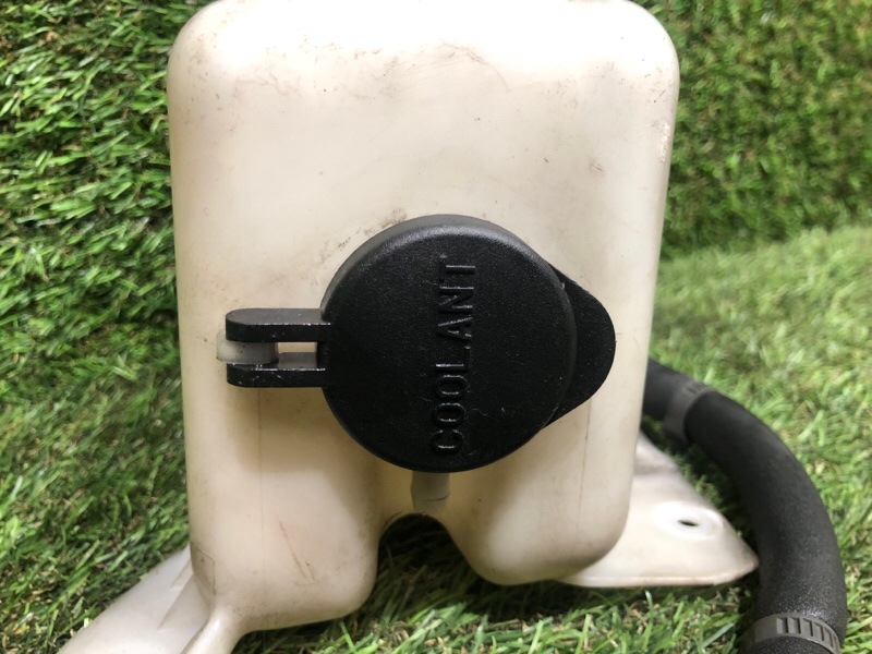 Бачок расширительный CARNIVAL 2008 VQ L6EA