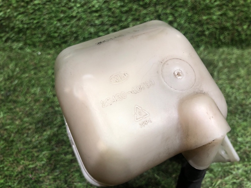 Бачок расширительный CARNIVAL 2008 VQ L6EA