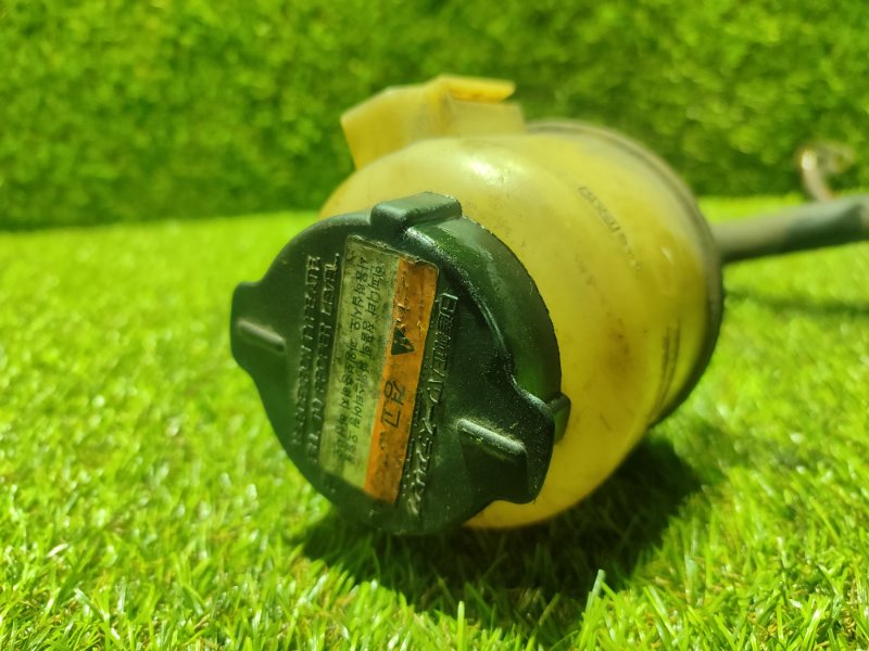 Бачок гидроусилителя FX45 2005 S50 VK45DE