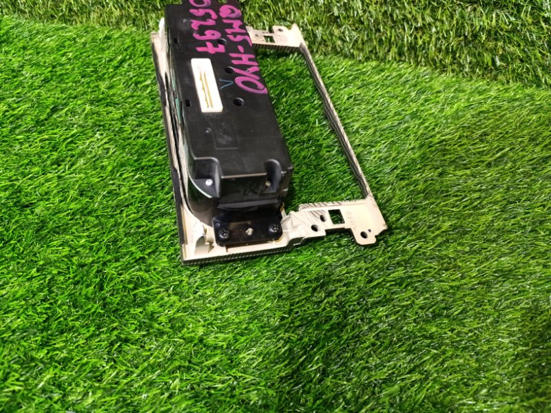 Блок управления климат-контролем QM5 2007 HY0 M9R