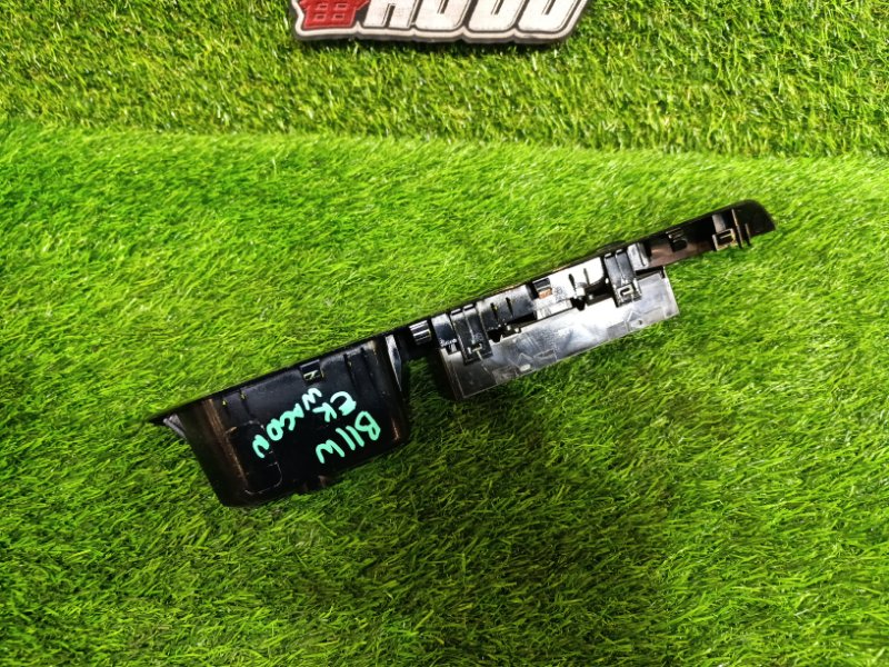 Блок упр. стеклоподьемниками передний правый EK WAGON B11W Блок упр. стеклоподьемниками передний правый EK WAGON B11W