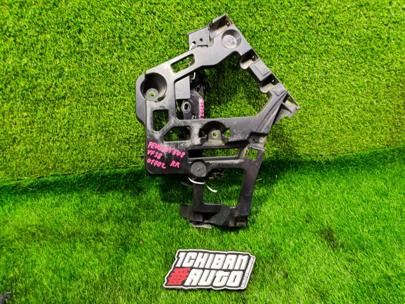 Крепление бампера заднее правое PEUGEOT 508 2015 508 DV6C 1611903680 контрактная